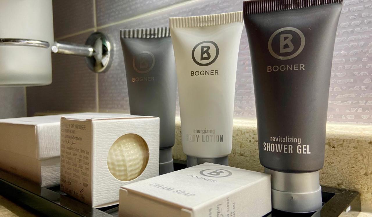 Superior Suite - Free VIP package,943951717:JPEG